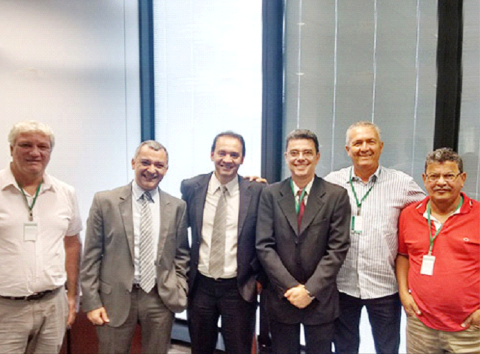 Com Governador Pimentel